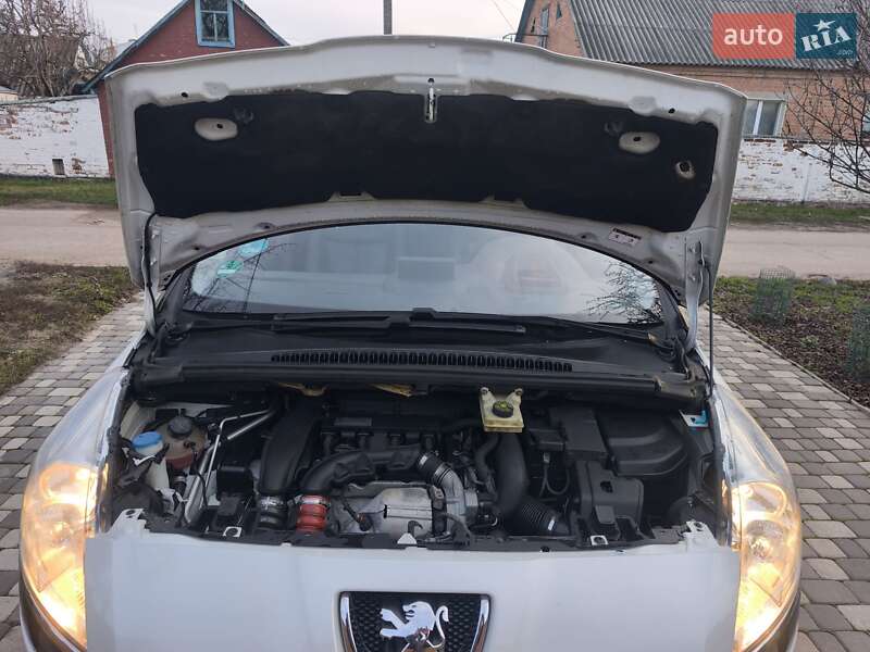 Микровэн Peugeot 5008 2011 в Полтаве фото 24 Микровэн Peugeot 5008 2011 в Полтаве