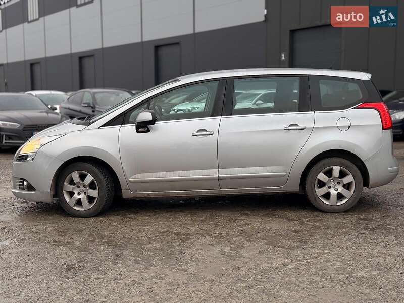 Микровэн Peugeot 5008 2011 в Львове фото 4 Микровэн Peugeot 5008 2011 в Львове