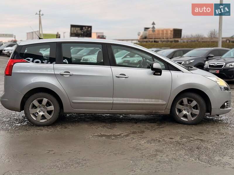 Микровэн Peugeot 5008 2011 в Львове фото 10 Микровэн Peugeot 5008 2011 в Львове