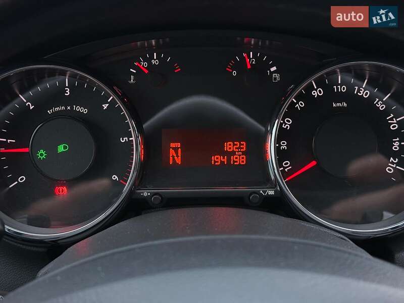 Микровэн Peugeot 5008 2011 в Львове фото 18 Микровэн Peugeot 5008 2011 в Львове