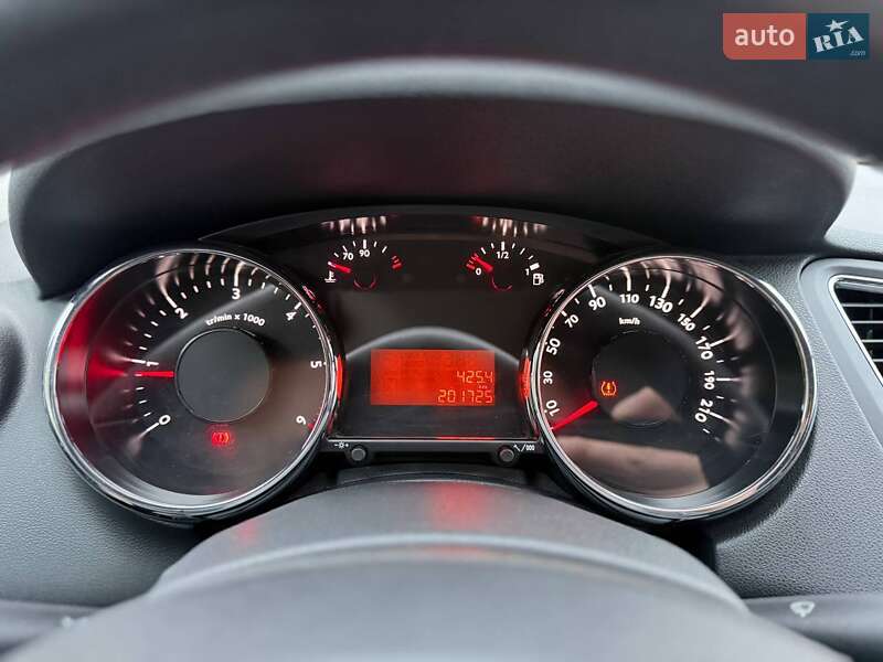 Микровэн Peugeot 5008 2015 в Коломые