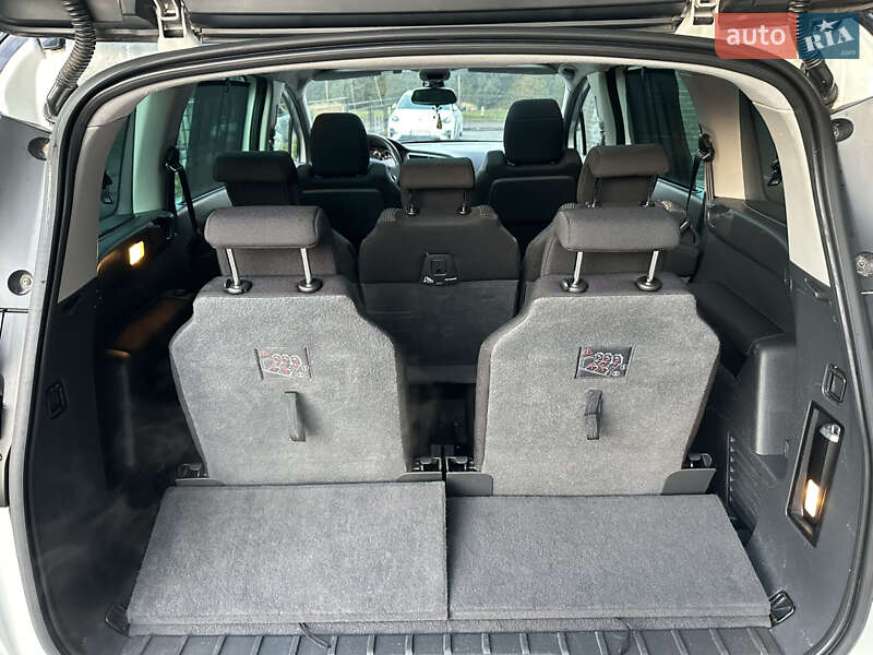 Мікровен Peugeot 5008 2011 в Луцьку