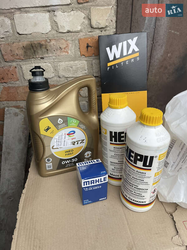 Микровэн Peugeot 5008 2013 в Конотопе