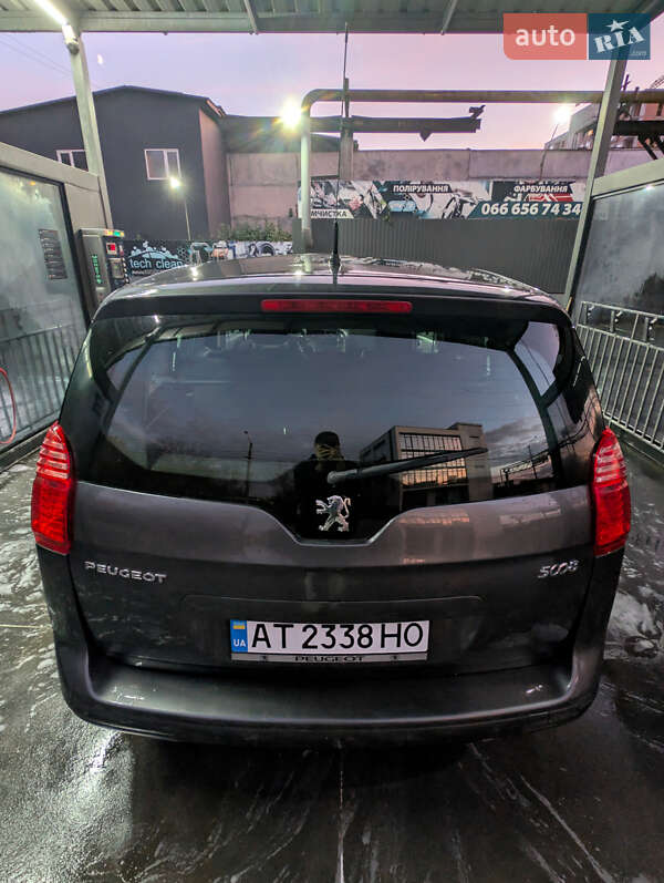 Мікровен Peugeot 5008 2011 в Івано-Франківську