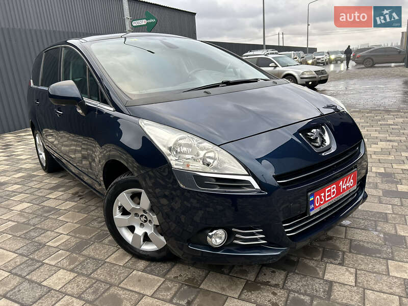 Мікровен Peugeot 5008 2011 в Полтаві
