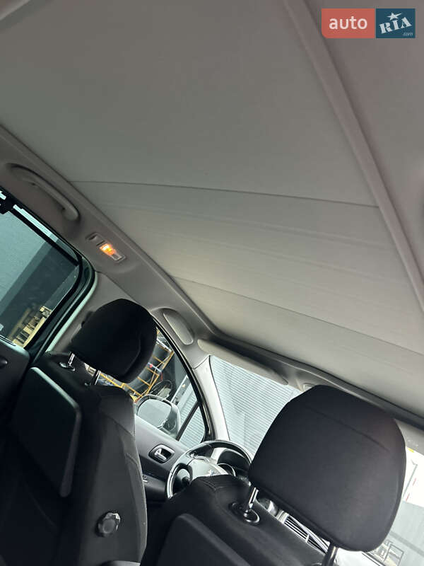 Мікровен Peugeot 5008 2011 в Полтаві