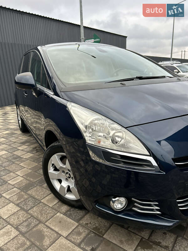 Мікровен Peugeot 5008 2011 в Полтаві
