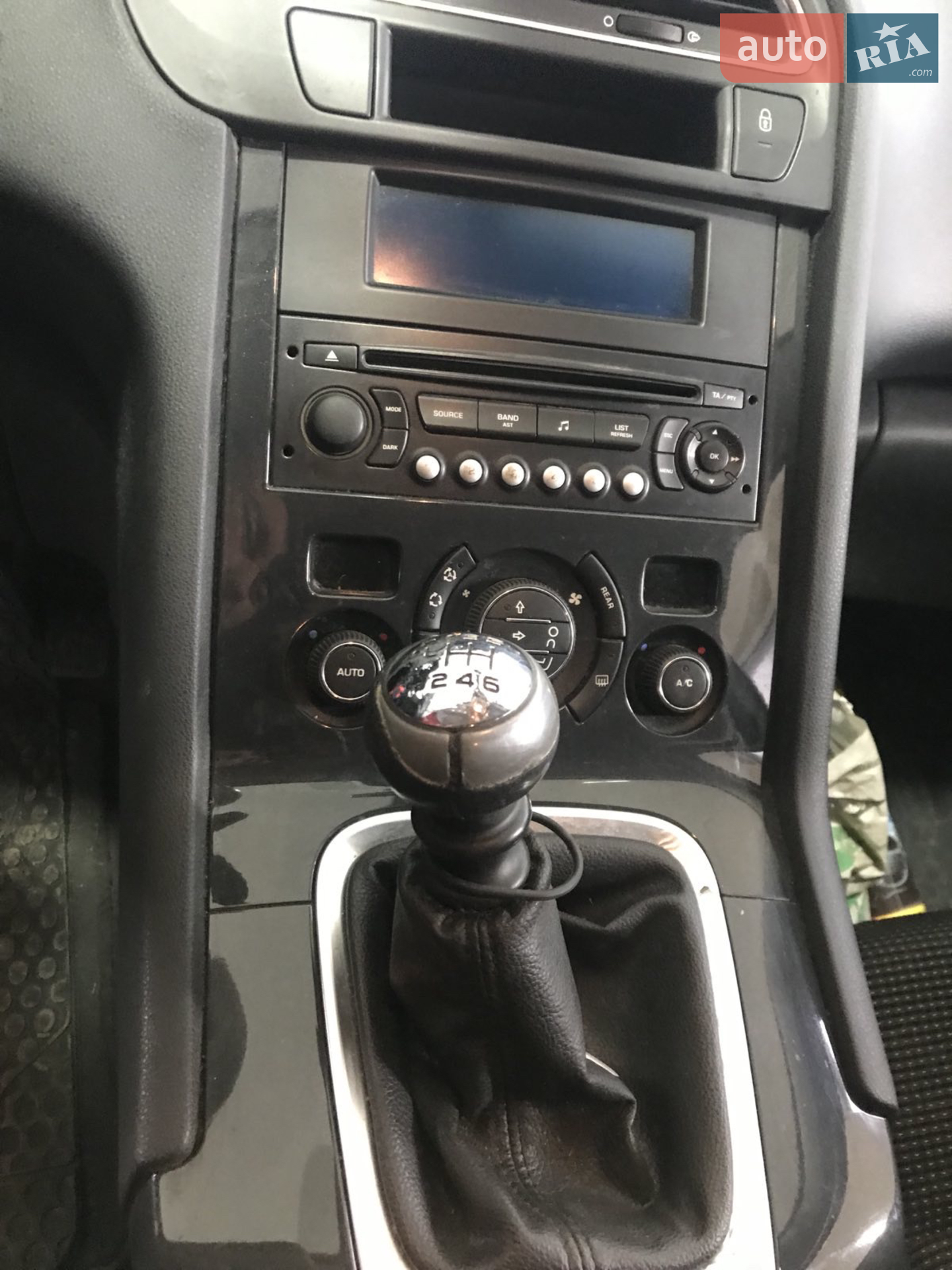 2011 Peugeot 5008 - мініатюра 8