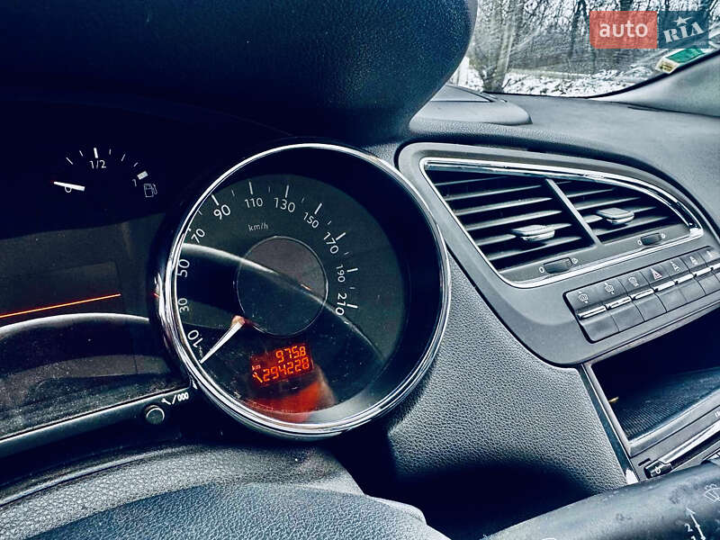 Микровэн Peugeot 5008 2009 в Каменском фото 6 Микровэн Peugeot 5008 2009 в Каменском