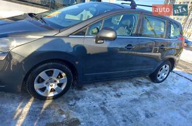 Мікровен Peugeot 5008 2010 в Львові