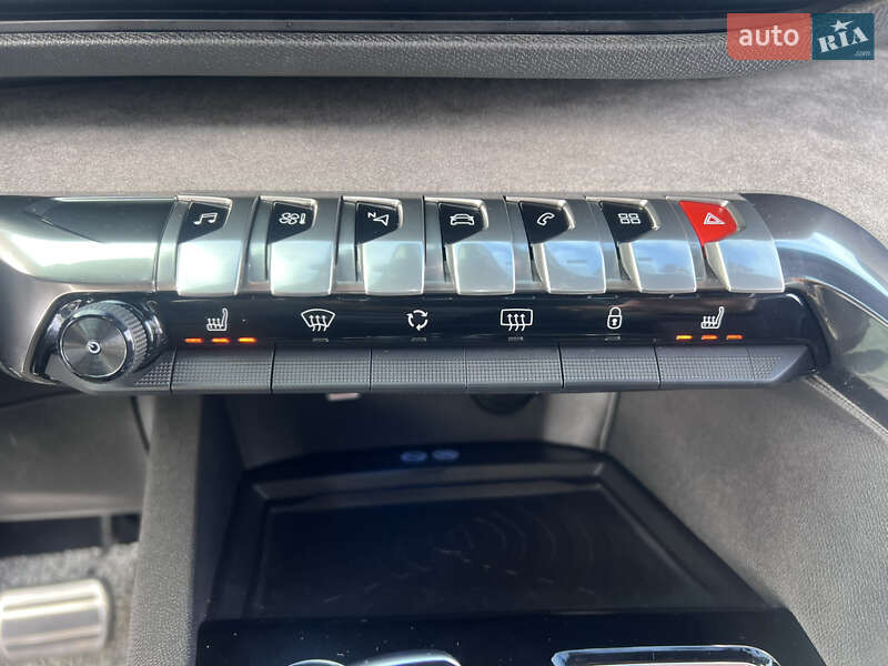 Позашляховик / Кросовер Peugeot 5008 2021 в Полтаві