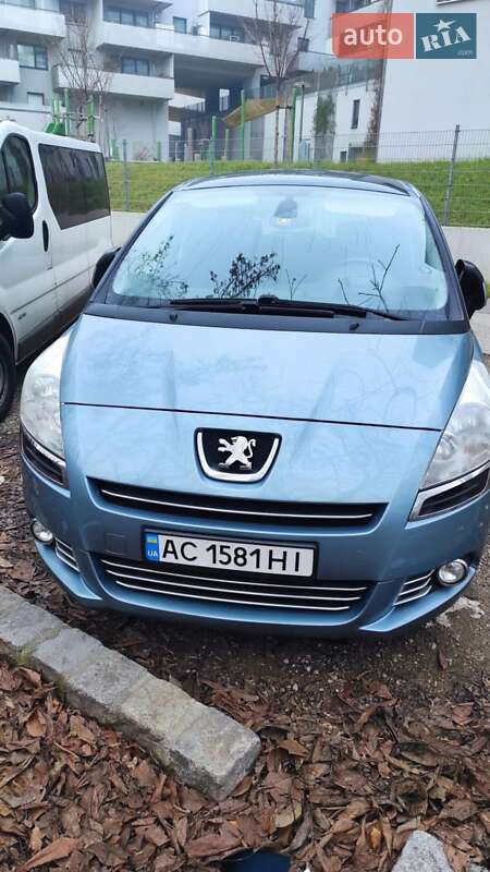 Мікровен Peugeot 5008 2010 в Луцьку
