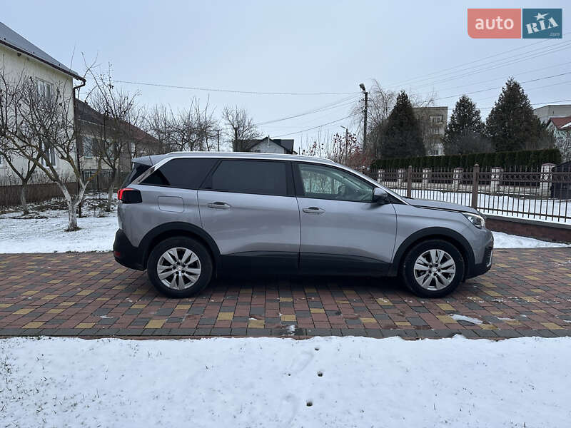Позашляховик / Кросовер Peugeot 5008 2018 в Львові