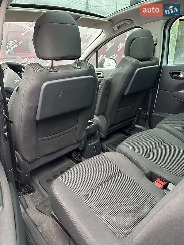 Микровэн Peugeot 5008 2012 в Сумах