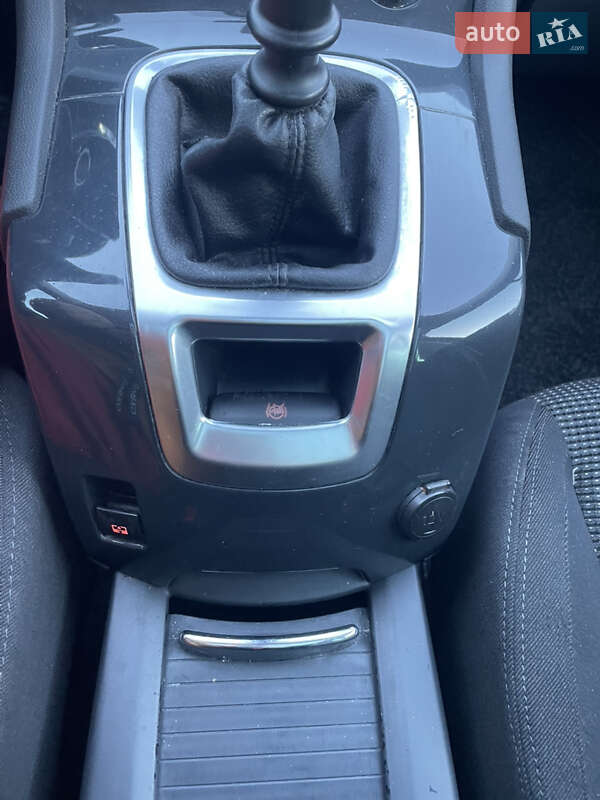 Микровэн Peugeot 5008 2010 в Почаеве