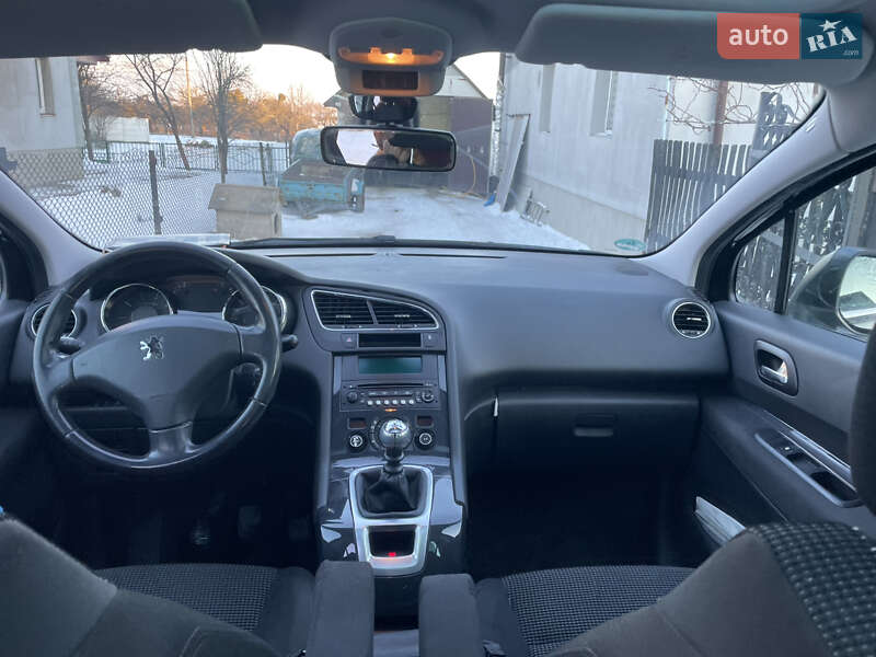Микровэн Peugeot 5008 2010 в Почаеве