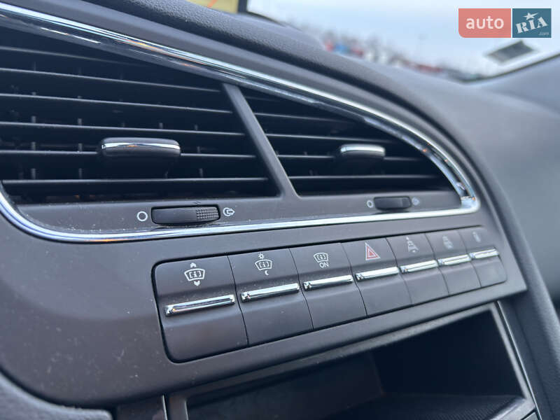 Микровэн Peugeot 5008 2011 в Львове фото 25 Микровэн Peugeot 5008 2011 в Львове