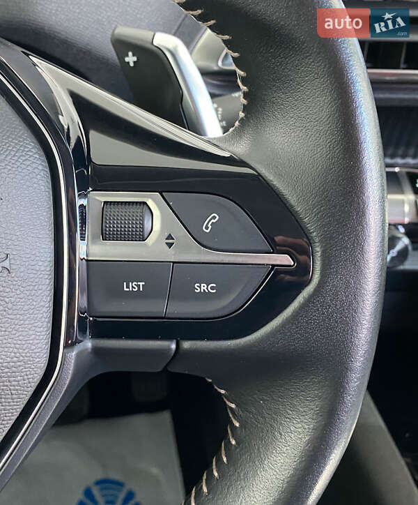 Внедорожник / Кроссовер Peugeot 5008 2020 в Львове