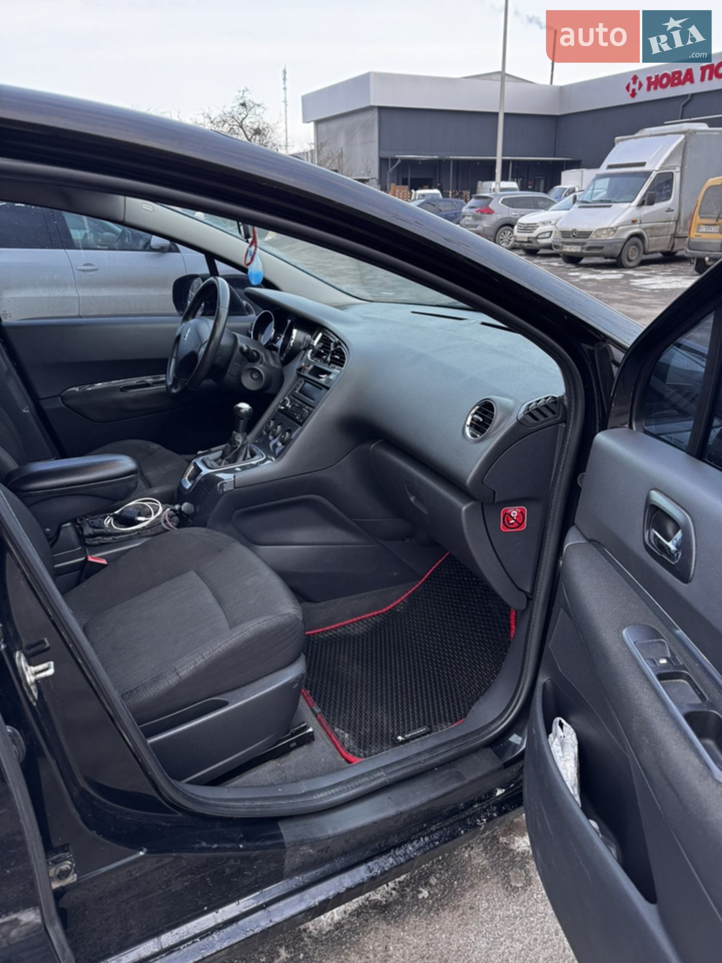 2010 Peugeot 5008 - мініатюра 10