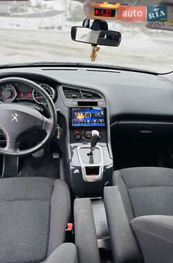 Микровэн Peugeot 5008 2014 в Львове