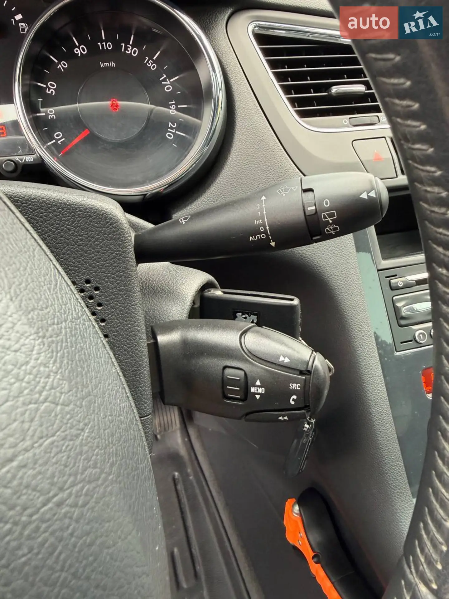 2011 Peugeot 5008 - мініатюра 28