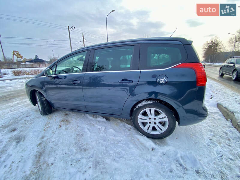 Микровэн Peugeot 5008 2012 в Львове