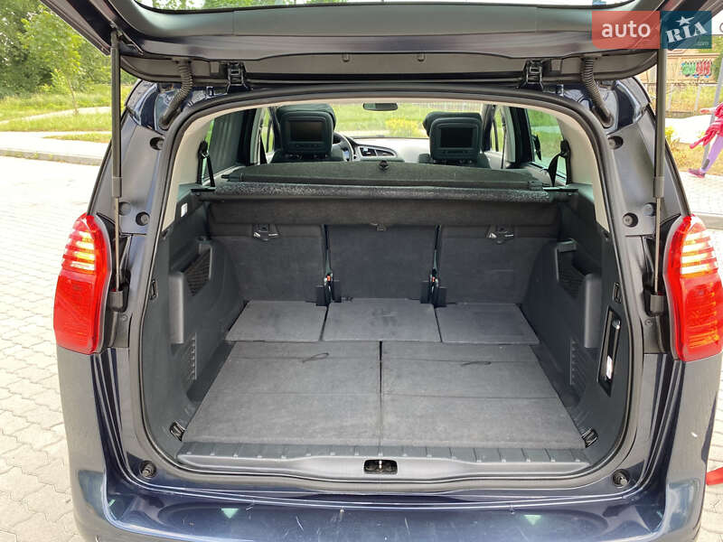 Микровэн Peugeot 5008 2012 в Львове