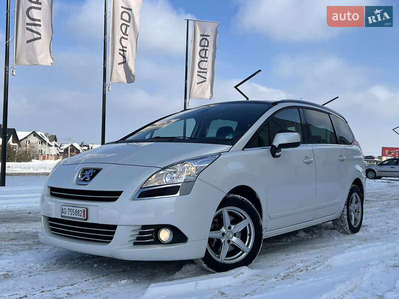 Peugeot 5008 2011