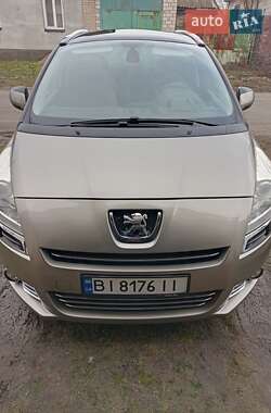 Микровэн Peugeot 5008 2012 в Кременчуге