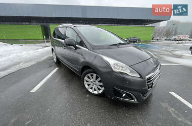 Микровэн Peugeot 5008 2013 в Киеве