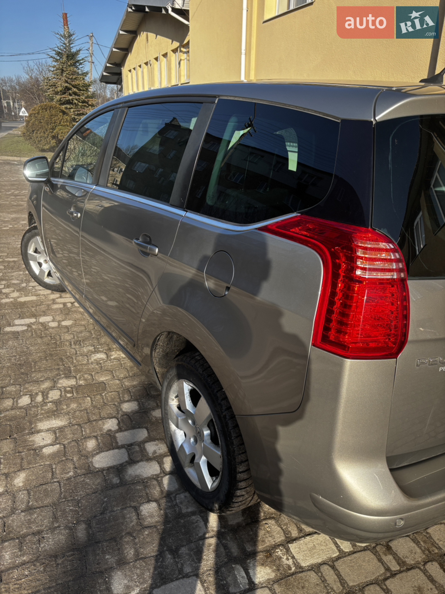 2010 Peugeot 5008 - мініатюра 13