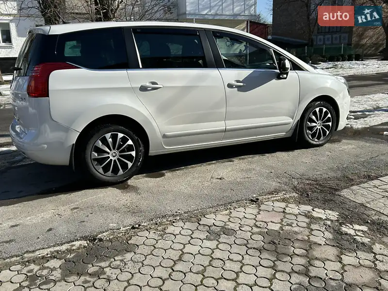 Peugeot 5008 2011 VIN VF30A9HR8BS236265 фото оголошення 3 з 98