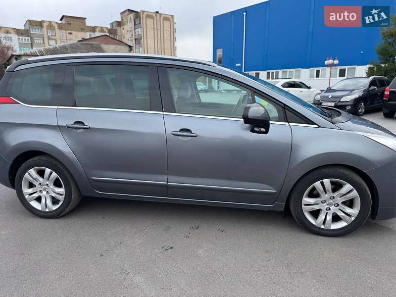 Микровэн Peugeot 5008 2011 в Богуславе