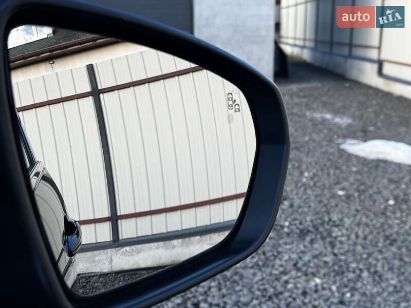 Внедорожник / Кроссовер Peugeot 5008 2020 в Луцке