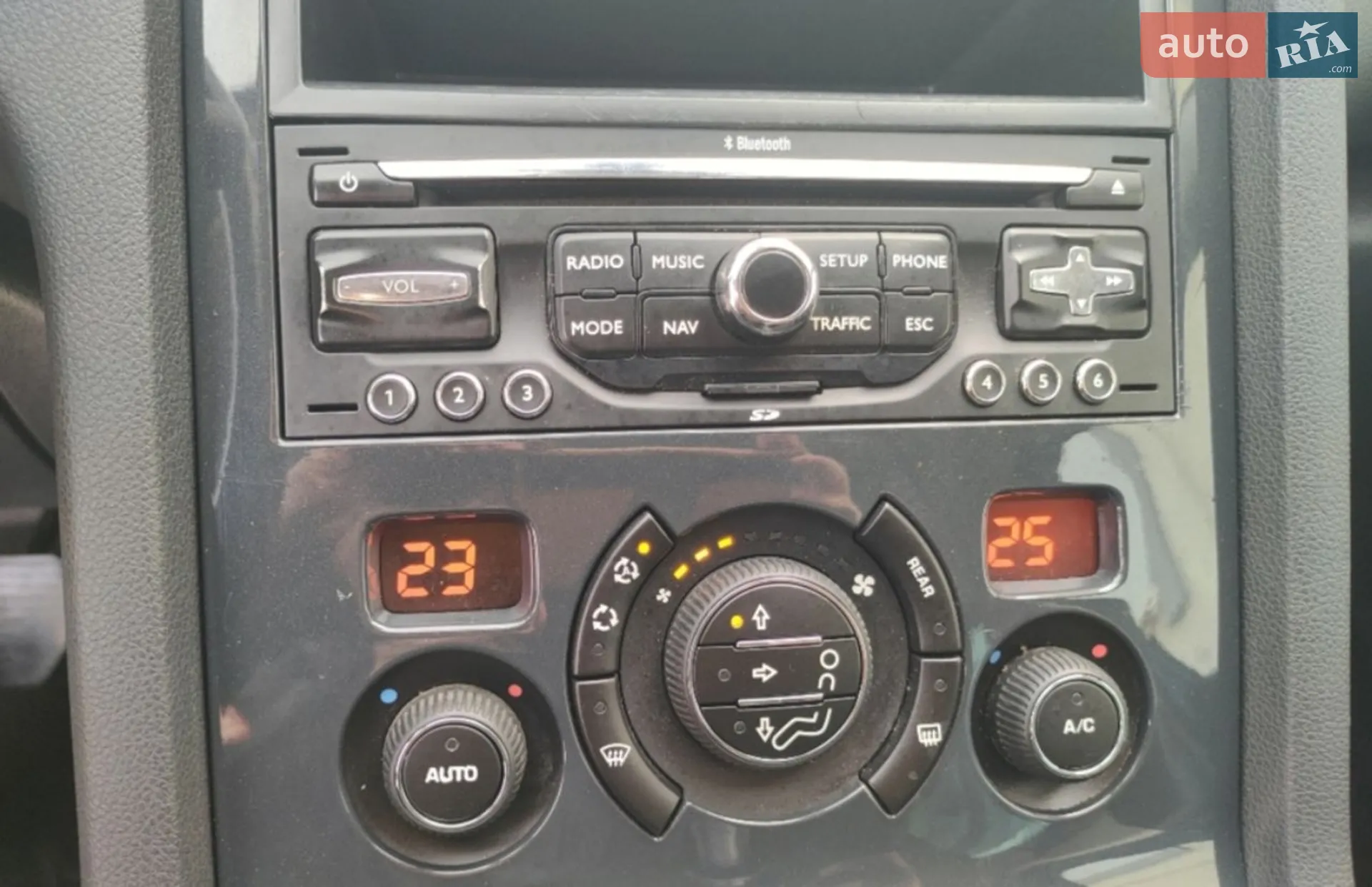 2015 Peugeot 5008 - мініатюра 29