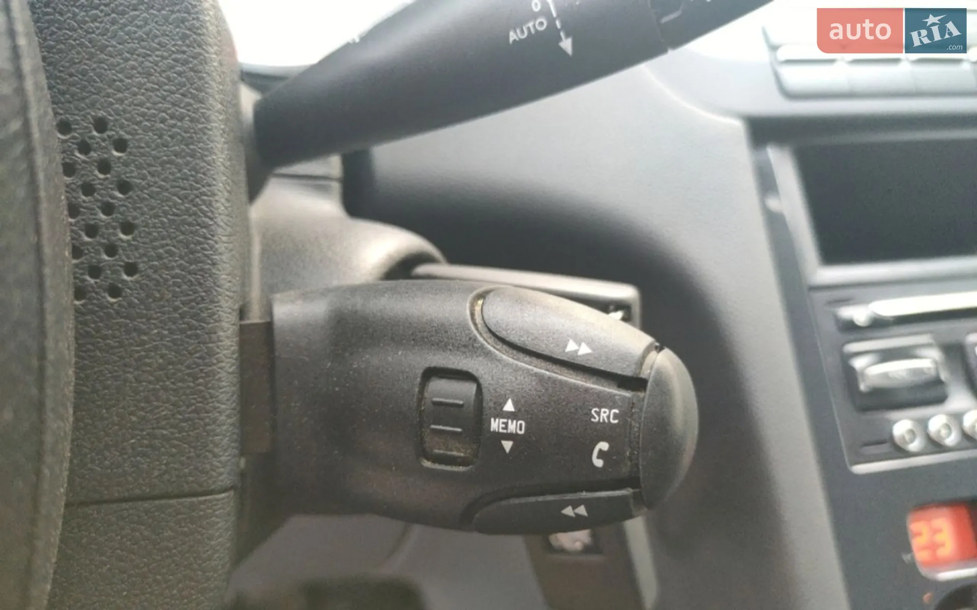 2015 Peugeot 5008 - мініатюра 25