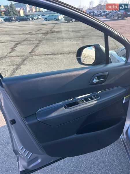 Микровэн Peugeot 5008 2015 в Виннице