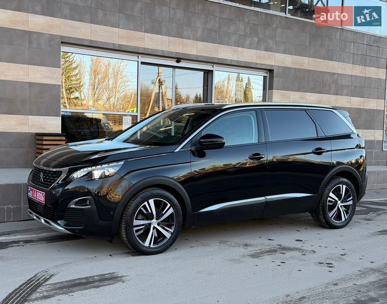 Внедорожник / Кроссовер Peugeot 5008 2019 в Тернополе