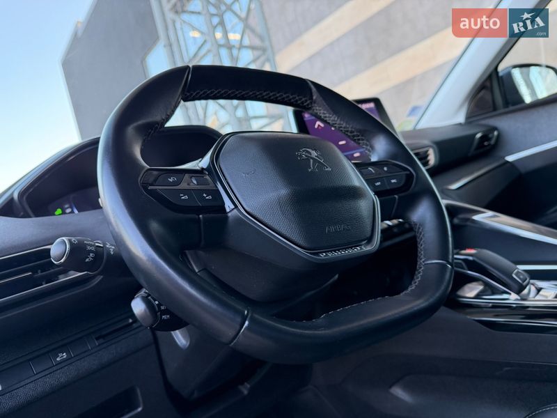 Внедорожник / Кроссовер Peugeot 5008 2019 в Тернополе