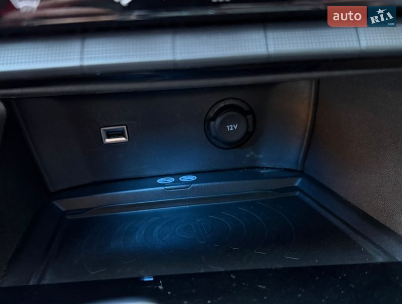 Внедорожник / Кроссовер Peugeot 5008 2019 в Тернополе