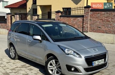 Микровэн Peugeot 5008 2015 в Львове