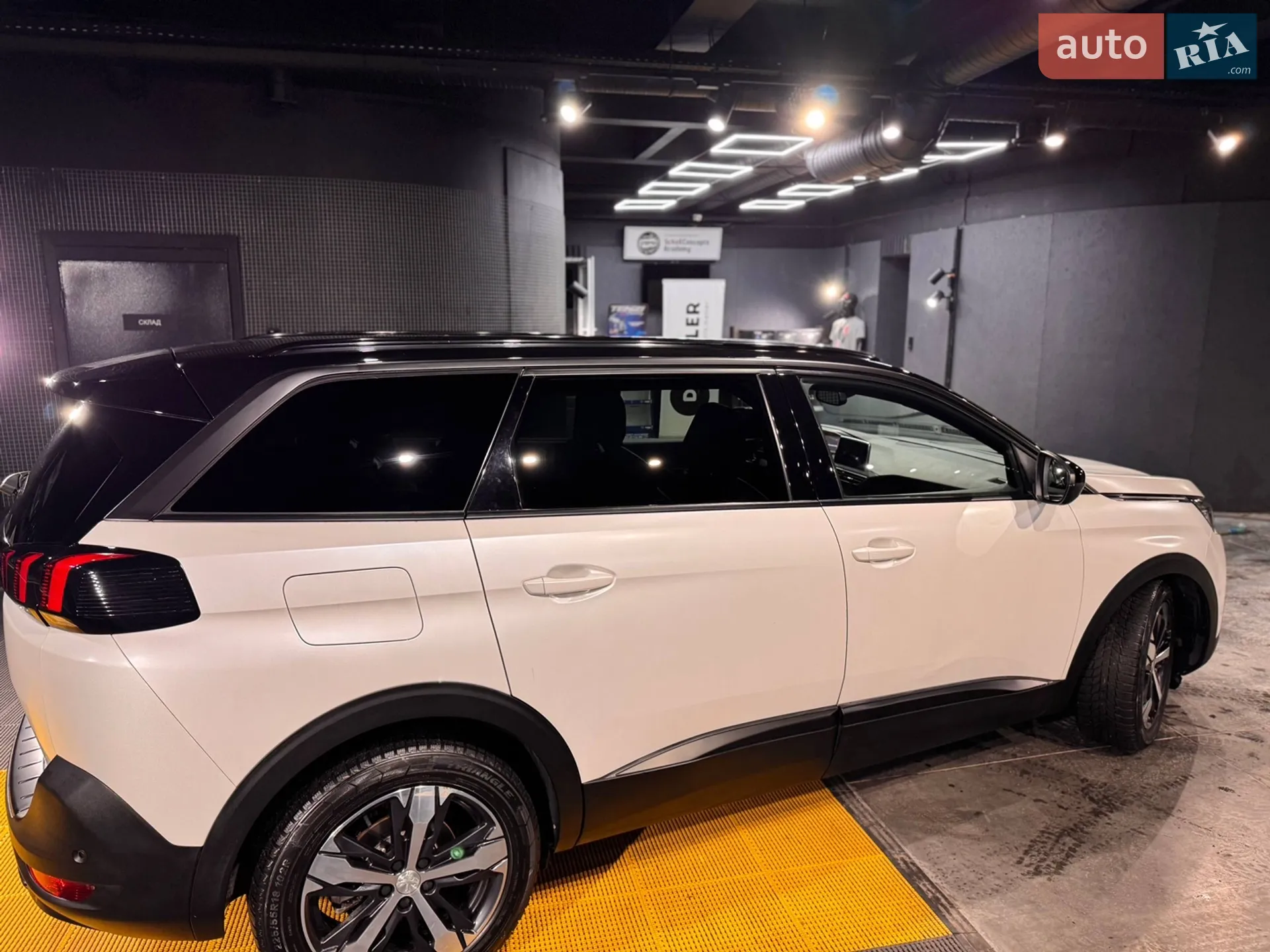 2018 Peugeot 5008 - мініатюра 16