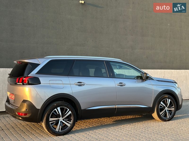 Внедорожник / Кроссовер Peugeot 5008 2020 в Тернополе