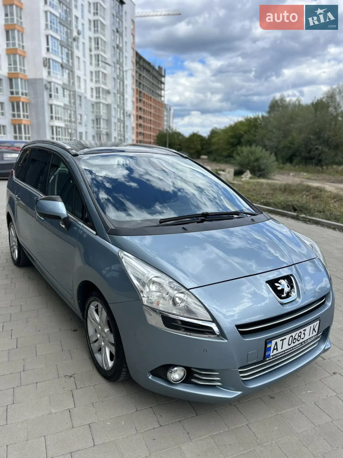 Peugeot 5008 2012