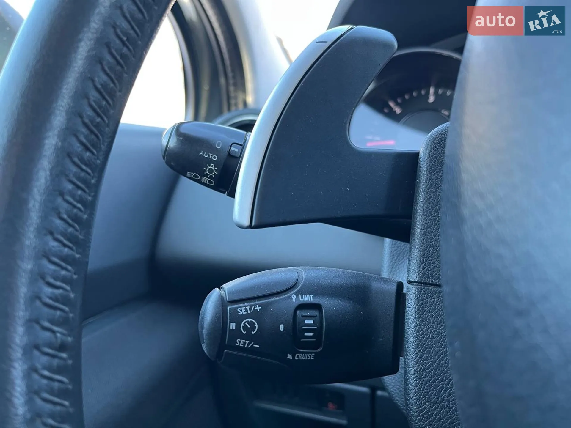 2012 Peugeot 5008 - мініатюра 18