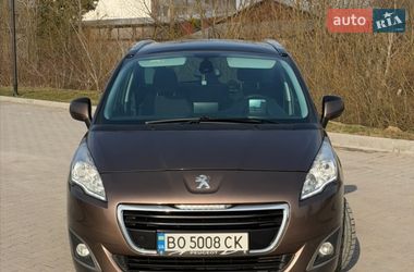 Микровэн Peugeot 5008 2015 в Бережанах
