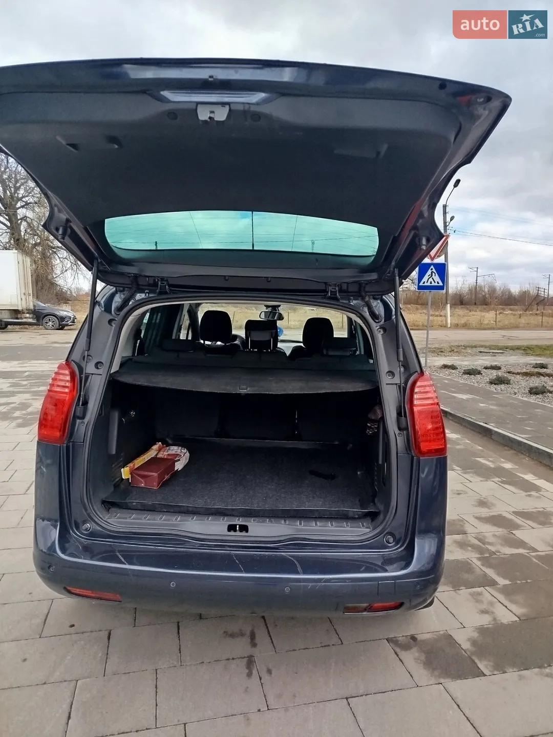 2014 Peugeot 5008 - мініатюра 18