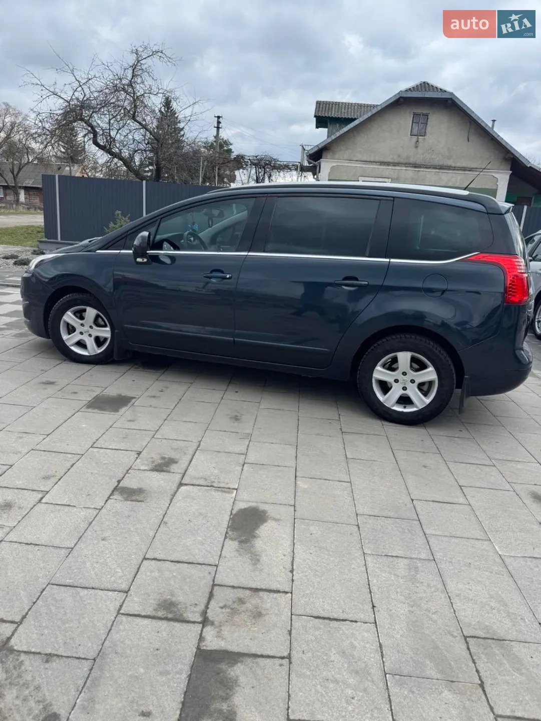 2014 Peugeot 5008 - мініатюра 3