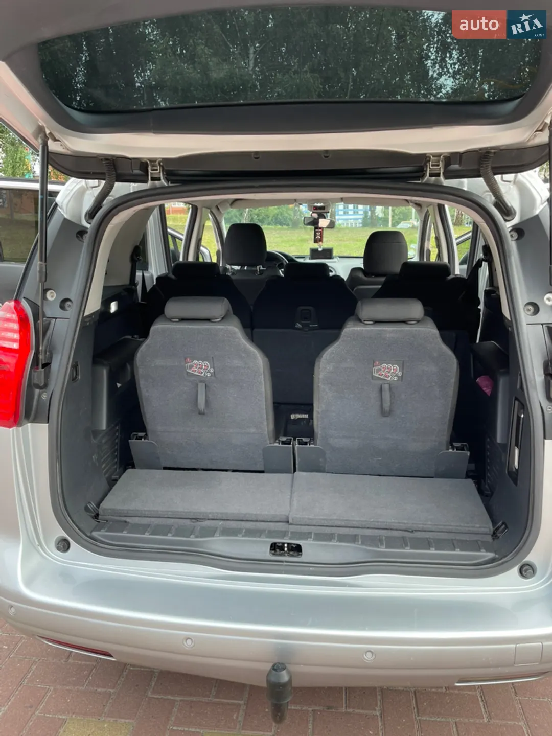 2010 Peugeot 5008 - мініатюра 15