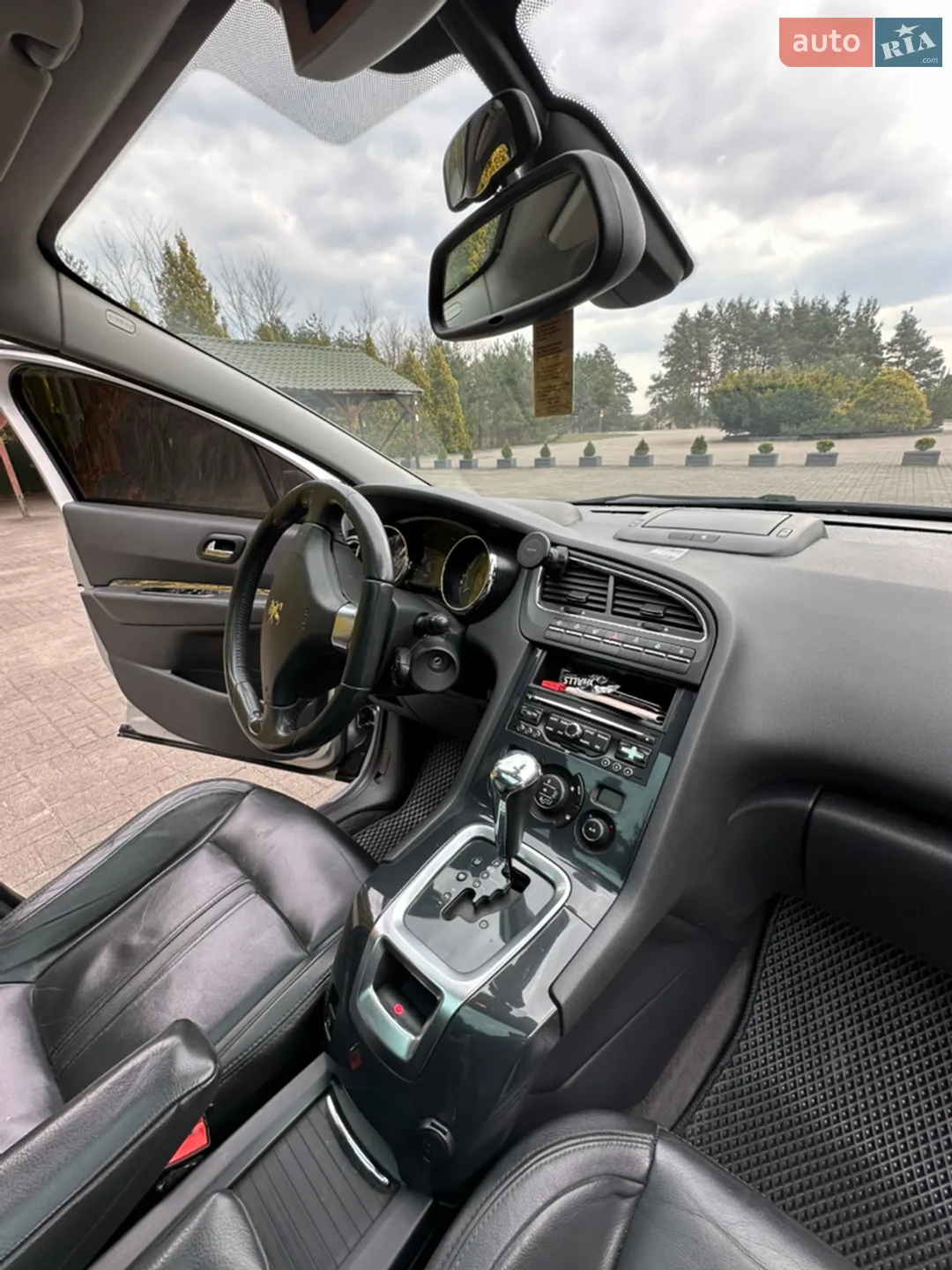 2010 Peugeot 5008 - мініатюра 10
